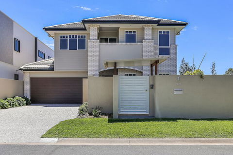 Links On Main River - Accommodation Mermaid Beach 0