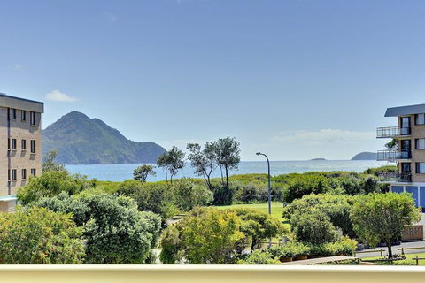 Seaspray, Unit 3/4 Intrepid Close - Accommodation Mermaid Beach 1