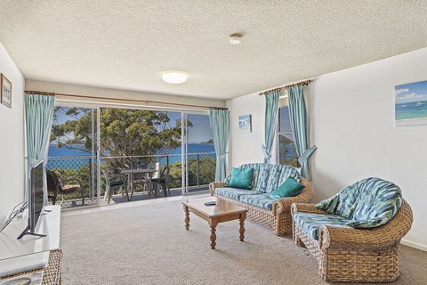 Luskin Lodge, Unit 10/29 Weatherly Close - Accommodation Mermaid Beach 3