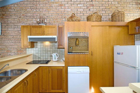 Bay Parklands 4 / 2 Gowrie Avenue - Accommodation Mermaid Beach 3
