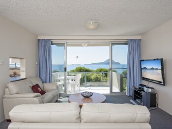 Ocean Shores Unit 7 / 27 Weatherly Close - Accommodation Mermaid Beach 0
