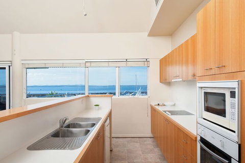 Crows Nest 6 Teramby Road DAlbora Marina - Accommodation Mermaid Beach 2