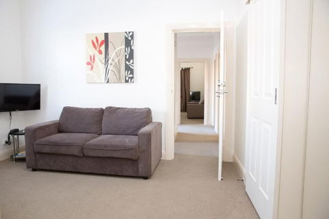 Apartments On Morrow - Accommodation Mermaid Beach 0
