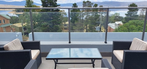 Summit 9 - Modern And Stylish Newly Renovated Apartment - Accommodation Mermaid Beach 0