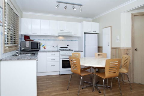 Holiday Haven Swan Lake - Accommodation Mermaid Beach 7