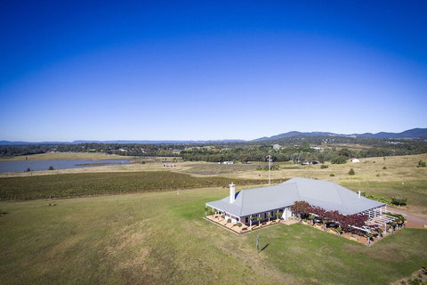 Holman Estate - Accommodation Mermaid Beach 3