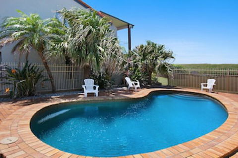 Sunrise Reef Unit 2 Lennox Head - Accommodation Mermaid Beach 0