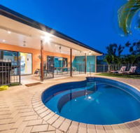 Seaside Hideaway - Hideaway Bay - Accommodation Mermaid Beach