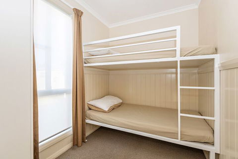 Holiday Haven White Sands - Accommodation Mermaid Beach 4