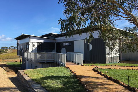 Hotel California Road Inkwell Wines - Accommodation Mermaid Beach 2