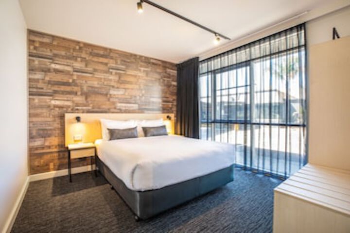  Accommodation Mermaid Beach