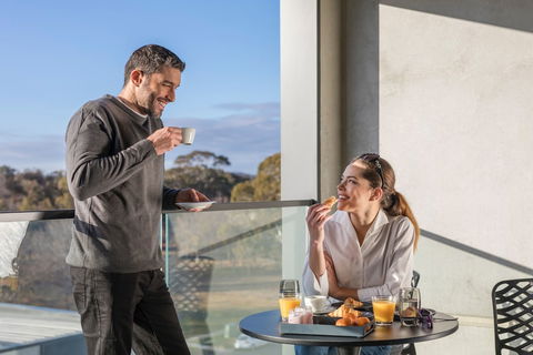 Deco Hotel - Accommodation Mermaid Beach 0