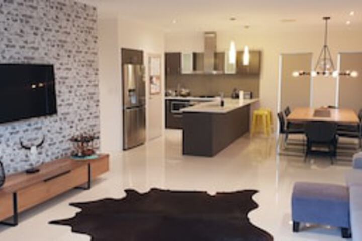Willagee WA Accommodation Mermaid Beach