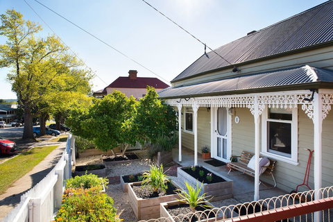 Albert Cottage - Accommodation Mermaid Beach 1