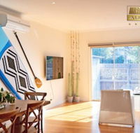AUJOY 4 Bed Townhouse Glen Waverley - Accommodation Mermaid Beach