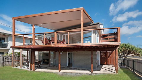Jocks Place - Accommodation Mermaid Beach 2