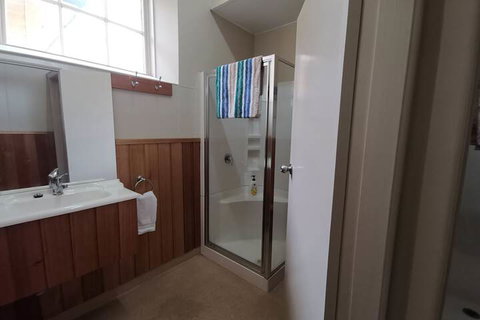 Mickey Bourke's Koroit Hotel - Accommodation Mermaid Beach 6