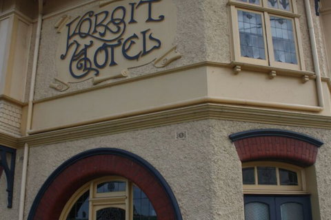 Mickey Bourke's Koroit Hotel - Accommodation Mermaid Beach 4