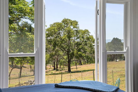 Hollow Tree Farm - Peace And Quiet On 30 Acres Right In Toowoomba - Accommodation Mermaid Beach 6