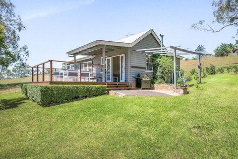 Hollow Tree Farm - Peace And Quiet On 30 Acres Right In Toowoomba - Accommodation Mermaid Beach 1