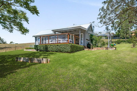 Hollow Tree Farm - Peace And Quiet On 30 Acres Right In Toowoomba - Accommodation Mermaid Beach 2