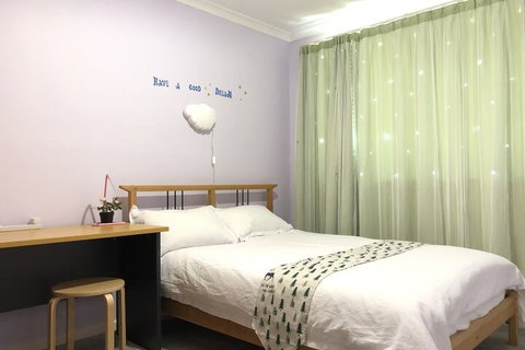 Canberra Entire House 3 Bedroom - Accommodation Mermaid Beach 3