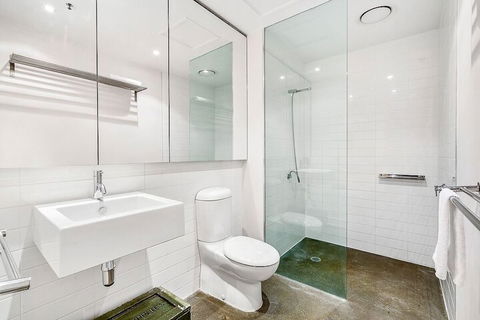 Zelda 1 Bedroom Central CBD Apartment - Accommodation Mermaid Beach 1