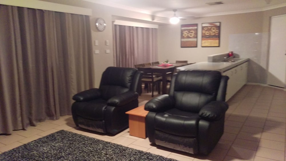 Kiara WA Accommodation Mermaid Beach