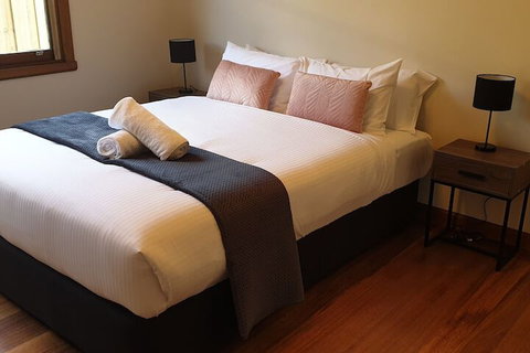 Port Life Beach House - Accommodation Mermaid Beach 3