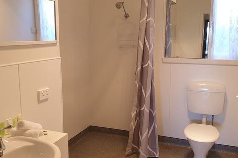 Port Life Beach House - Accommodation Mermaid Beach 5