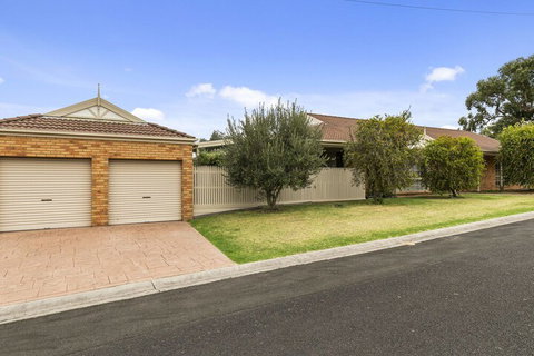 Seaholme Free Wifi & Foxtel - Accommodation Mermaid Beach 1