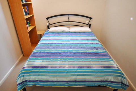 Waves On Florida Surf Side - Accommodation Mermaid Beach 5