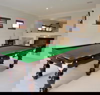 THE Haven Surf Side - Accommodation Mermaid Beach