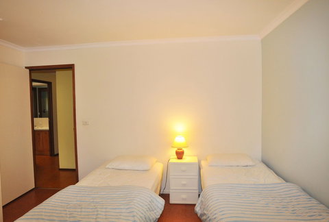 Beechwood Surf Side - Accommodation Mermaid Beach 4