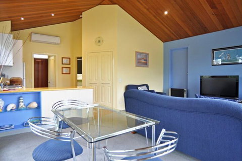 THE Sails 4 Linen Included Central Location - Accommodation Mermaid Beach 5