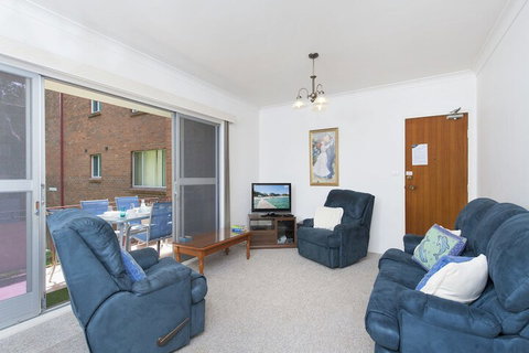Andana Unit 1 / 12 Gretel Close - Accommodation Mermaid Beach 7