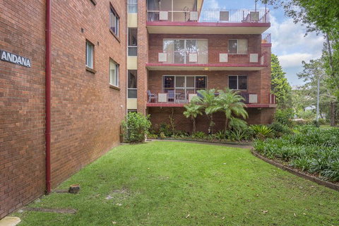 Andana Unit 1 / 12 Gretel Close - Accommodation Mermaid Beach 1