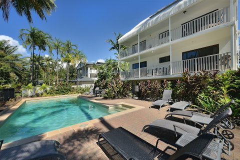 Seascape Holiday-Tropical Reef Apartment - Accommodation Mermaid Beach 5