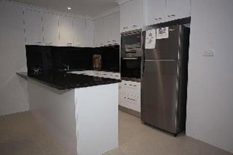Skyline Unit 8 / 12 Thurlow Avenue - Accommodation Mermaid Beach 1
