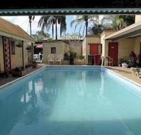 The Edge Guest Rooms - Accommodation Mermaid Beach