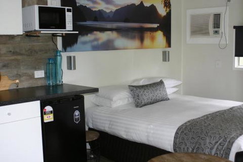 BIG4 Forbes Holiday Park - Accommodation Mermaid Beach 2