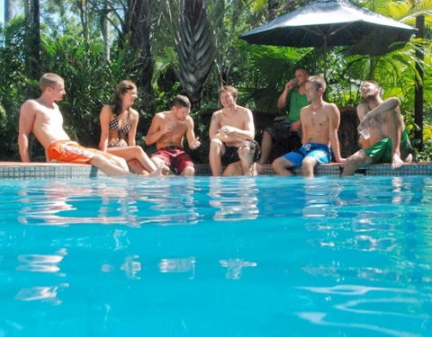Dougies Backpackers - Accommodation Mermaid Beach 1