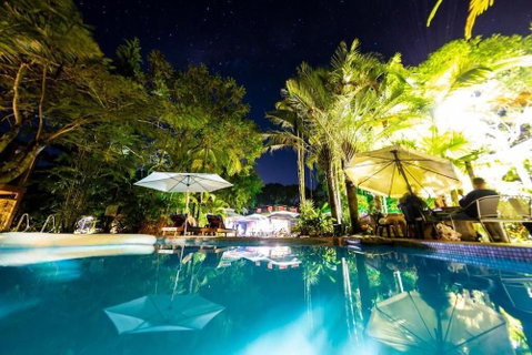 Dougies Backpackers - Accommodation Mermaid Beach 2
