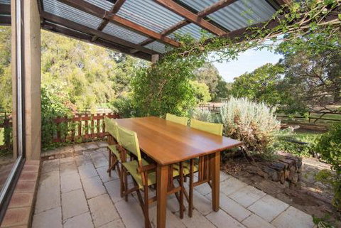Trastevere Cowaramup Farm House - Accommodation Mermaid Beach 2