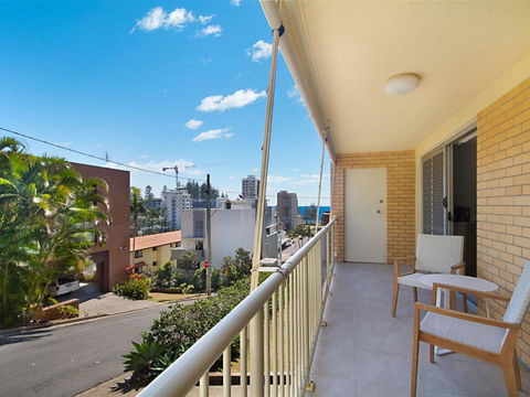 Woobera Unit 14 On The Hill Overlooking Tweed Heads & Coolangatta - Accommodation Mermaid Beach 1