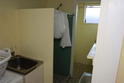 The South Sussex Cottage - Accommodation Mermaid Beach 5