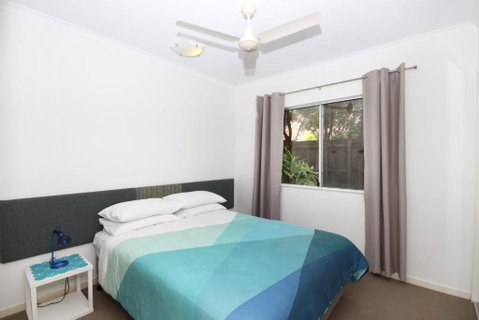 Unit 2 Sea Breeze Villas Coolum Beach - Accommodation Mermaid Beach 3