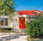A SWEET ESCAPE Beachcombers Cottage Beachfront - Accommodation Mermaid Beach