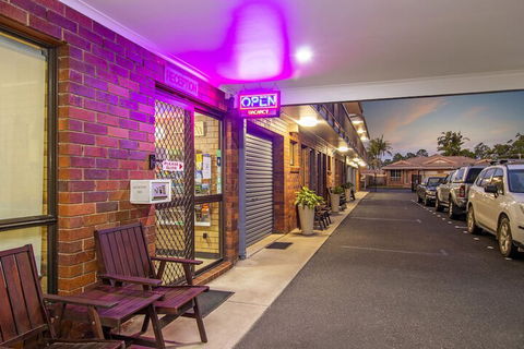 Coast Inn Motel - Accommodation Mermaid Beach 1
