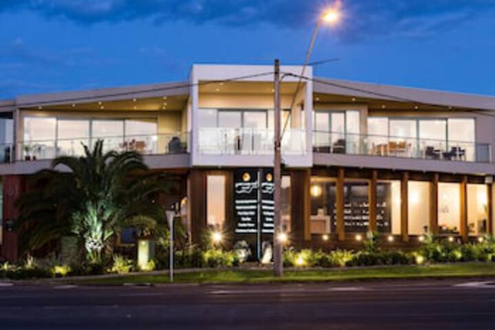  Accommodation Mermaid Beach